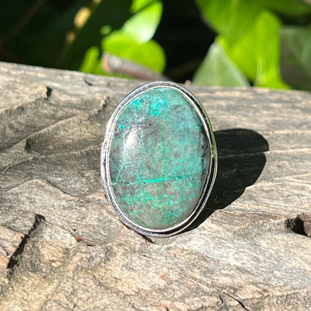 Size 9.5 925‎ silver plated Chrysocolla ring oval shape
